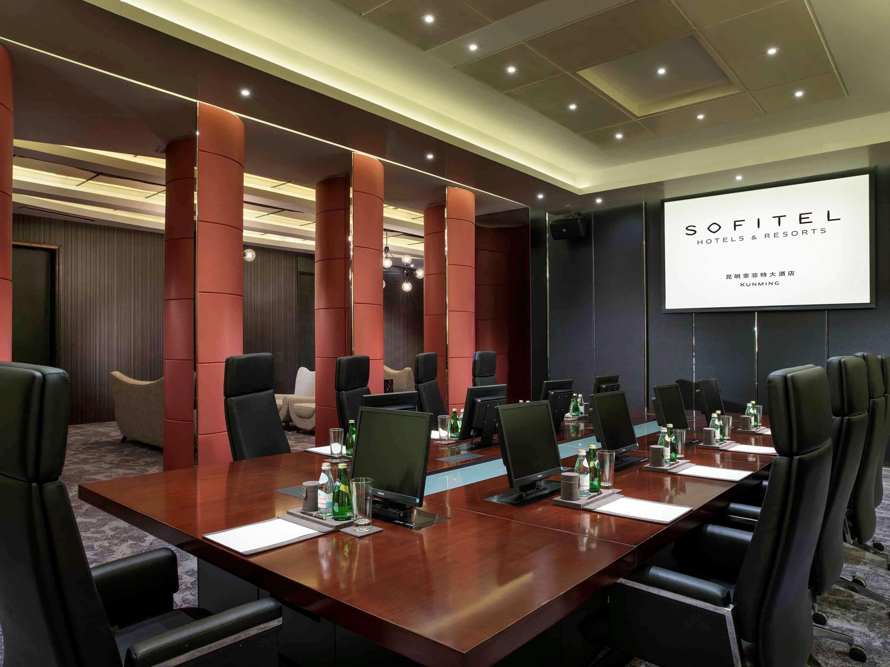 Hotel Sofitel Kunming Exterior foto